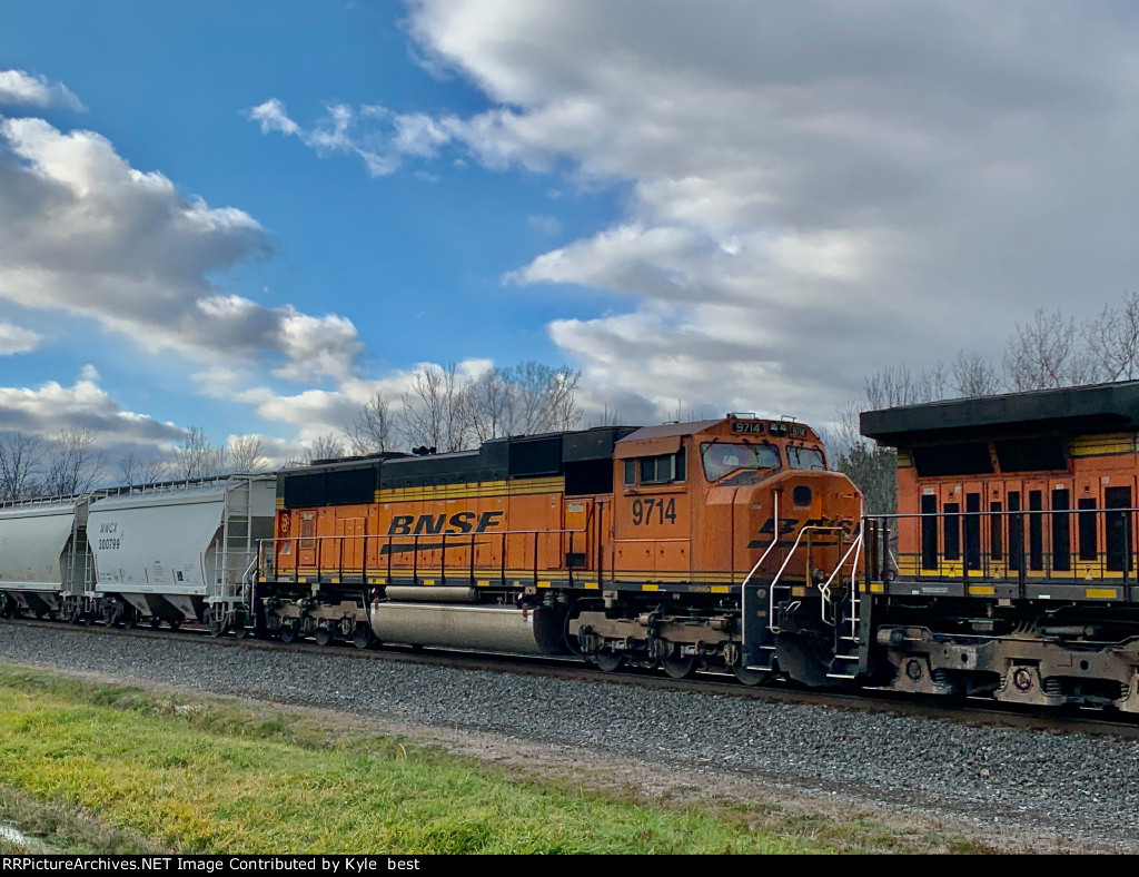 BNSF 9714 